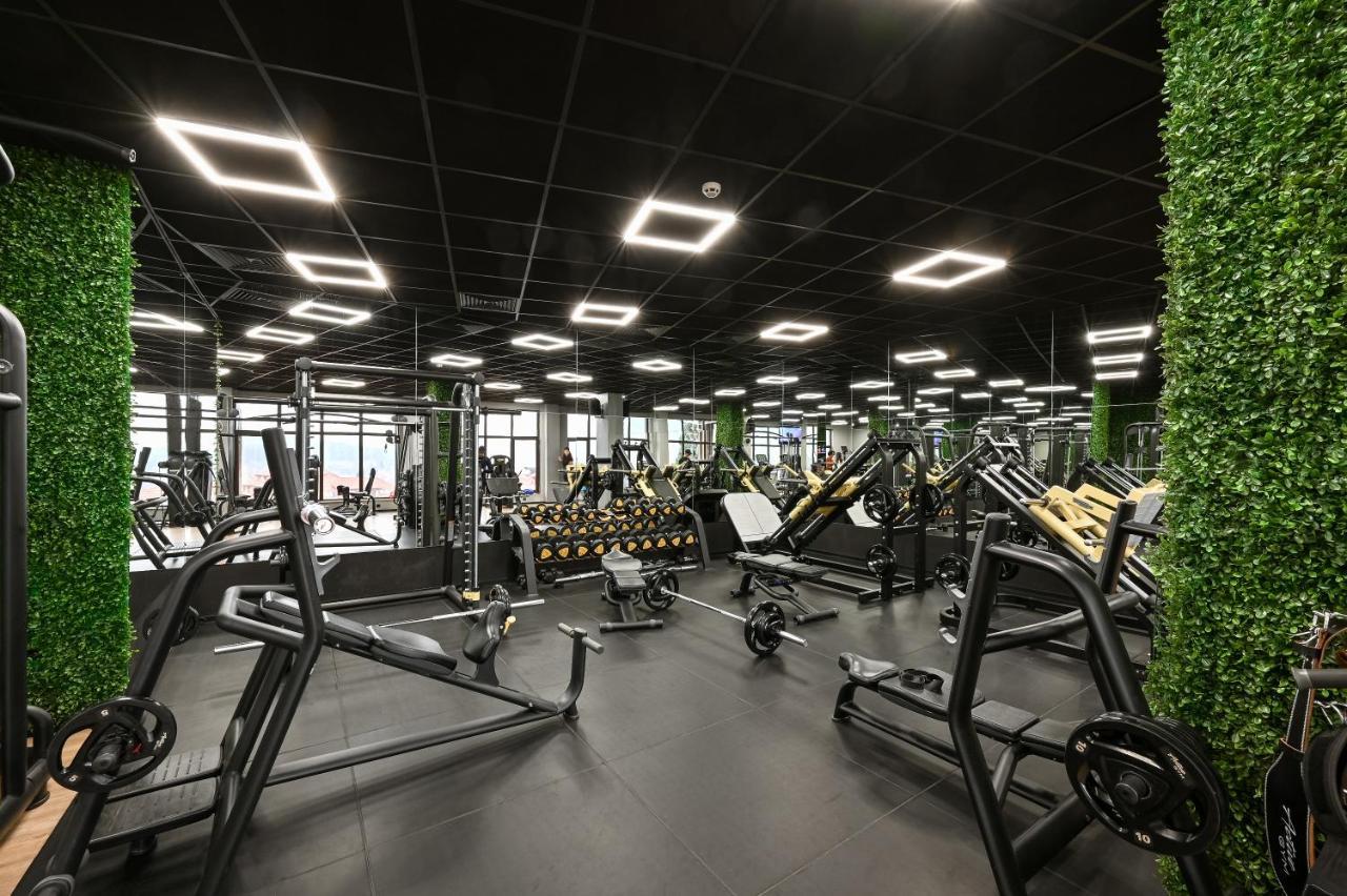 Grand Hotel Velingrad Kültér fotó The gym at the headquarters of the company