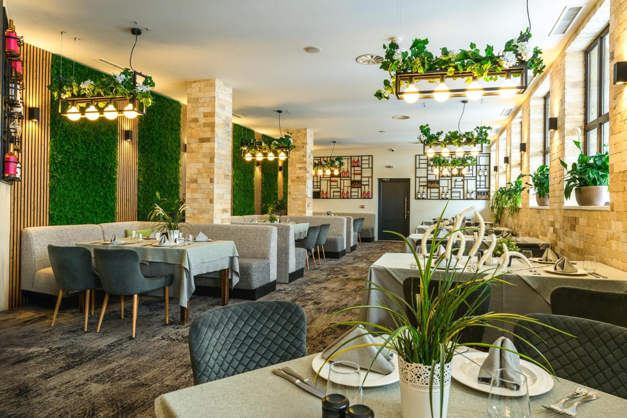 Grand Hotel Velingrad Kültér fotó Restaurant interior design